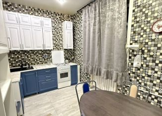 Продается 4-ком. квартира, 95 м2, Коркино, улица Ленина, 10