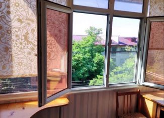 Сдается в аренду 3-комнатная квартира, 68 м2, Сочи, Курортный проспект, 98/15, микрорайон Приморье