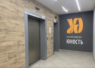 Продается 1-комнатная квартира, 38 м2, Верхняя Пышма, ЖК Юность, улица Орджоникидзе, 1