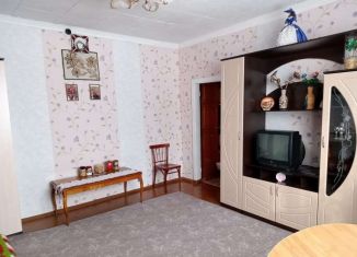 5-комнатная квартира на продажу, 96 м2, село Новорождественское, Первомайская улица