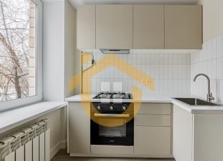 Продам 2-комнатную квартиру, 42.7 м2, Москва, улица Константина Царёва, 14, станция Стрешнево