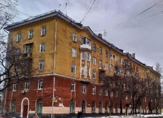 Продается 2-ком. квартира, 57 м2, Екатеринбург, проспект Орджоникидзе, 10