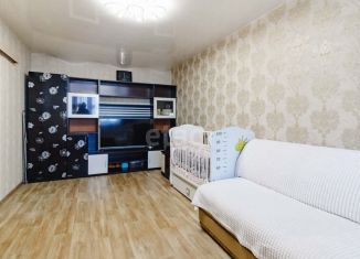 Продается двухкомнатная квартира, 43.7 м2, Хабаровский край, проспект Победы, 10