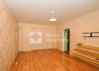 Продается трехкомнатная квартира, 55 м2, Новосибирск, метро Студенческая, улица Сибиряков-Гвардейцев, 1