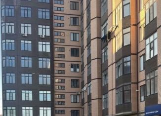 Продам 3-ком. квартиру, 112 м2, Хасавюрт, улица Щорса, 33КкБ