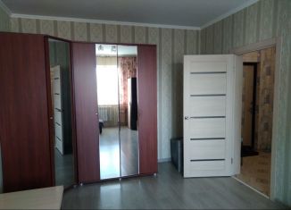 Сдаю 1-комнатную квартиру, 38 м2, Оренбург, Карагандинская улица, 37Б