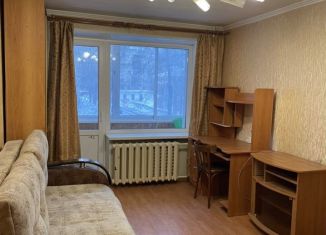 Сдается 2-ком. квартира, 47 м2, Самара, Физкультурная улица, метро Кировская