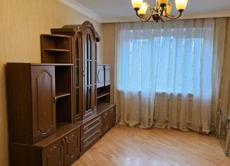 Продаю двухкомнатную квартиру, 50 м2, Владикавказ, улица Колка Кесаева, 137, 1-й микрорайон
