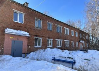 Продажа трехкомнатной квартиры, 58 м2, село Шеметово, Центральная улица, 31