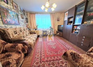 Продам 3-комнатную квартиру, 61.5 м2, Сосновый Бор, Ленинградская улица, 48