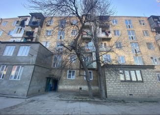 Продажа трехкомнатной квартиры, 65 м2, Дербент, улица С. Стальского