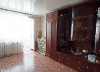 Продам трехкомнатную квартиру, 63 м2, Оренбург, проспект Дзержинского, 32
