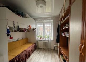 Продаю однокомнатную квартиру, 12.6 м2, Азов, переулок Урицкого, 61
