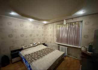 Продается 2-комнатная квартира, 47 м2, Лабинск, улица Калинина, 118