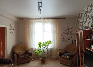 Продажа трехкомнатной квартиры, 59 м2, Зеленодольск, улица Ленина, 60