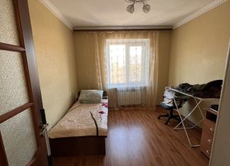 Продается трехкомнатная квартира, 60 м2, Карачаевск, улица Микояна, 10