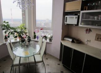 3-комнатная квартира в аренду, 105 м2, Москва, Производственная улица, 2, район Солнцево