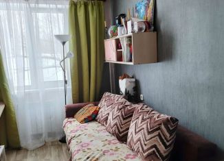 Продам 3-комнатную квартиру, 58.2 м2, Новосибирская область, Чемская улица, 36