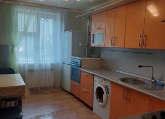Аренда 3-комнатной квартиры, 70 м2, Брянская область, улица Салтыкова-Щедрина, 15