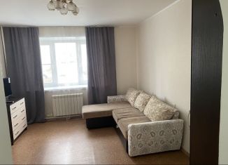 Сдам в аренду 2-ком. квартиру, 42 м2, Переславль-Залесский, улица Разведчика Петрова, 15