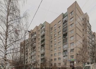 Продажа 3-комнатной квартиры, 66 м2, Санкт-Петербург, проспект Ударников, 42, метро Ладожская