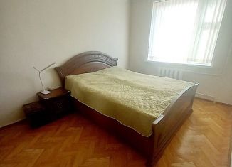 Продается двухкомнатная квартира, 48 м2, Нальчик, улица Ватутина, 17