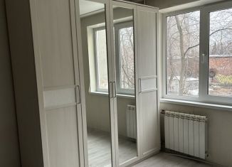 Сдается в аренду 2-ком. квартира, 37 м2, Екатеринбург, улица Академика Бардина, 32к2, улица Академика Бардина