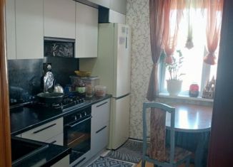 Продается четырехкомнатная квартира, 74 м2, Альметьевск, улица Чернышевского, 47