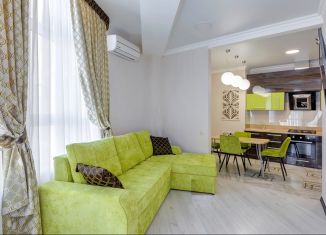 Сдаю 2-ком. квартиру, 75 м2, Краснодарский край, Крымская улица, 19к6