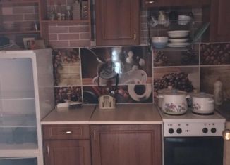 Сдаю в аренду пятикомнатную квартиру, 87.9 м2, село Парабель, улица Нефтяников, 17