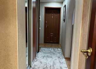 Двухкомнатная квартира на продажу, 50 м2, поселок городского типа Джалиль, улица 30 лет Победы, 23