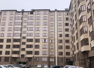 Продам 1-комнатную квартиру, 43 м2, Нальчик, улица Шарданова, 48, ЖК Белые Паруса