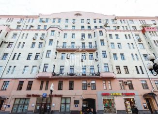 3-комнатная квартира в аренду, 102 м2, Москва, улица Арбат, 51с1, метро Смоленская