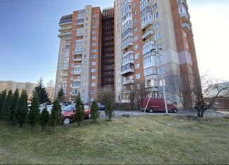 Продажа 2-комнатной квартиры, 55.8 м2, Калининград, Клиническая улица, 25