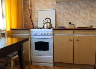 Сдача в аренду 1-ком. квартиры, 36.5 м2, Луга, проспект Володарского, 36