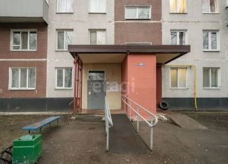 Продажа 2-комнатной квартиры, 48 м2, Татарстан, проспект Раиса Беляева, 16
