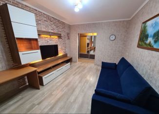 Трехкомнатная квартира в аренду, 69 м2, Краснодарский край, улица Карамзина, 25