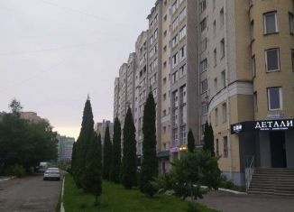 Сдам в аренду двухкомнатную квартиру, 55 м2, Брянская область, улица Евдокимова, 8