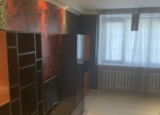 2-комнатная квартира в аренду, 60 м2, Дедовск, улица Маршала Жукова, 1