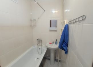 Сдача в аренду 3-комнатной квартиры, 59 м2, Кемерово, Красная улица, 14