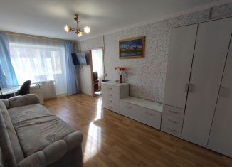 Сдается в аренду 2-комнатная квартира, 45 м2, Северодвинск, улица Капитана Воронина, 13