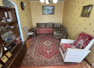 Продаю 2-комнатную квартиру, 42.6 м2, Великие Луки, проспект Ленина, 57