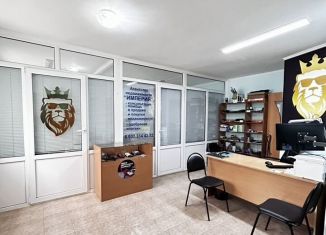 Продаю офис, 42 м2, Октябрьский, улица Губкина, 30