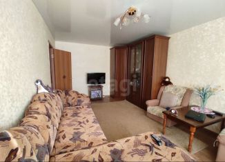 Продам 1-ком. квартиру, 32 м2, Нижняя Тура, улица Ленина, 65