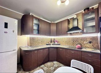 Аренда 2-комнатной квартиры, 52 м2, Санкт-Петербург, улица Орджоникидзе, 52