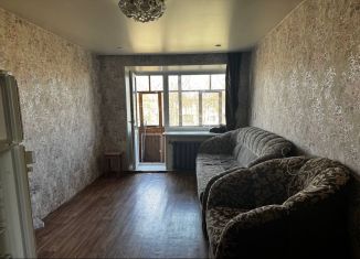 Сдам 2-ком. квартиру, 45 м2, Дзержинск, улица Ульянова, 4А