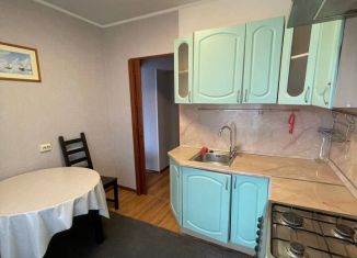 Сдаю в аренду 2-ком. квартиру, 53 м2, Санкт-Петербург, улица Черкасова, 25/13