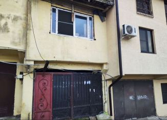 Продается гараж, 30 м2, Сочи, микрорайон Верхнеимеретинская Бухта, Суздальская улица, 30/163