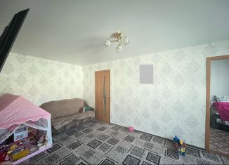 Продажа 3-комнатной квартиры, 43 м2, Соль-Илецк, улица Володарского, 109