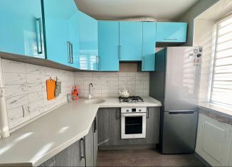 Продам 1-ком. квартиру, 31 м2, Новомосковск, улица Калинина, 21